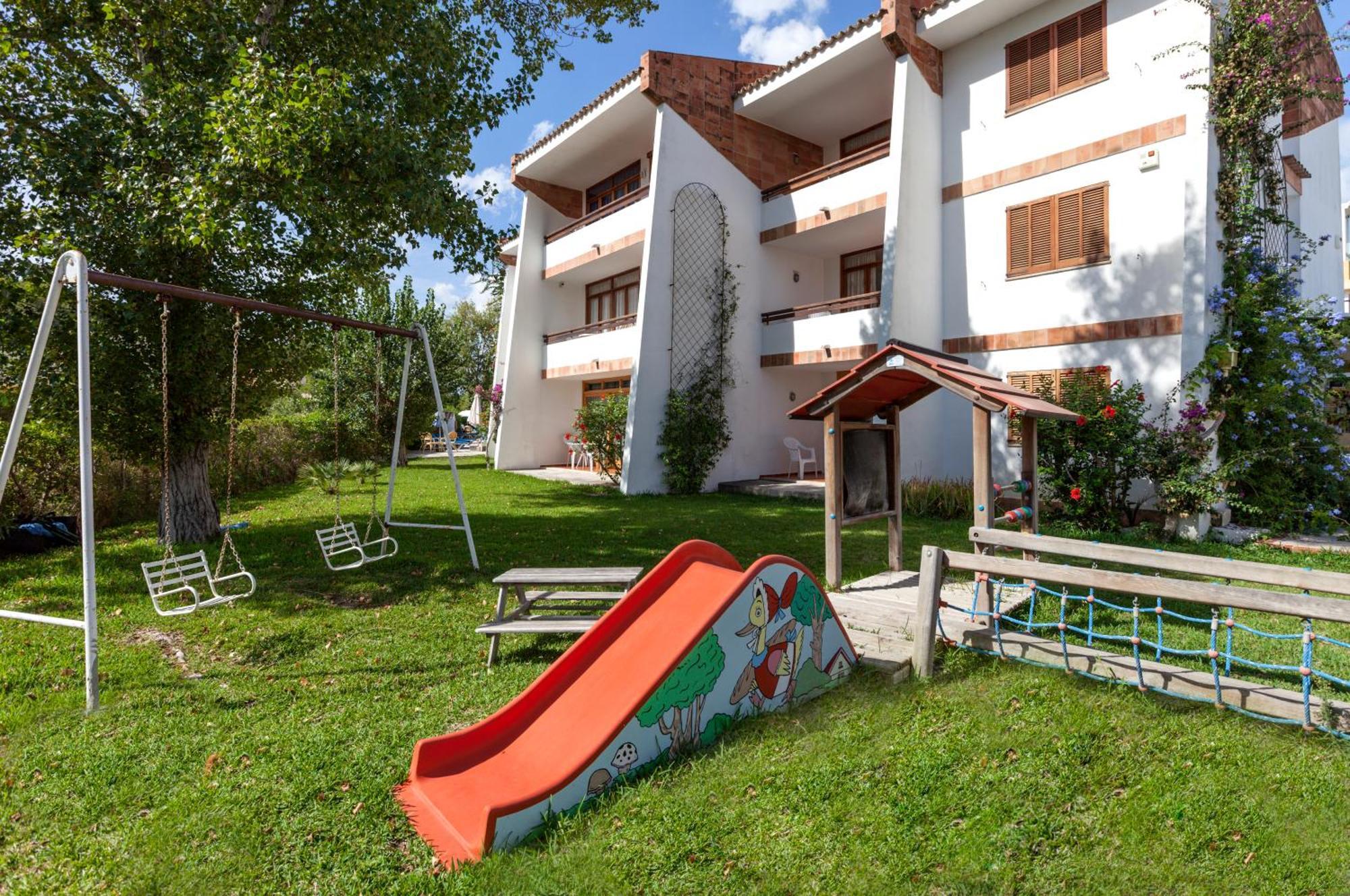 Apartamentos Leo Порт де Пойенса Екстериор снимка