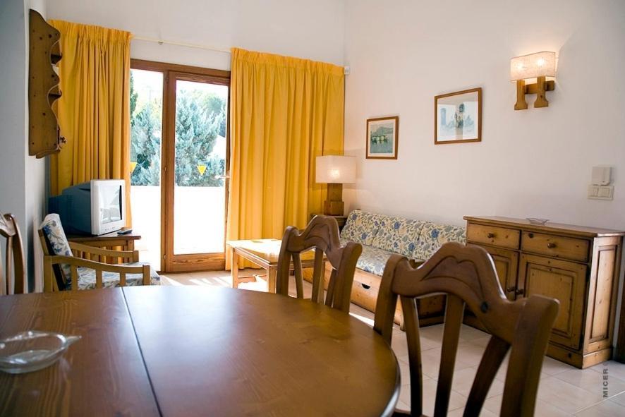 Apartamentos Leo Порт де Пойенса Екстериор снимка